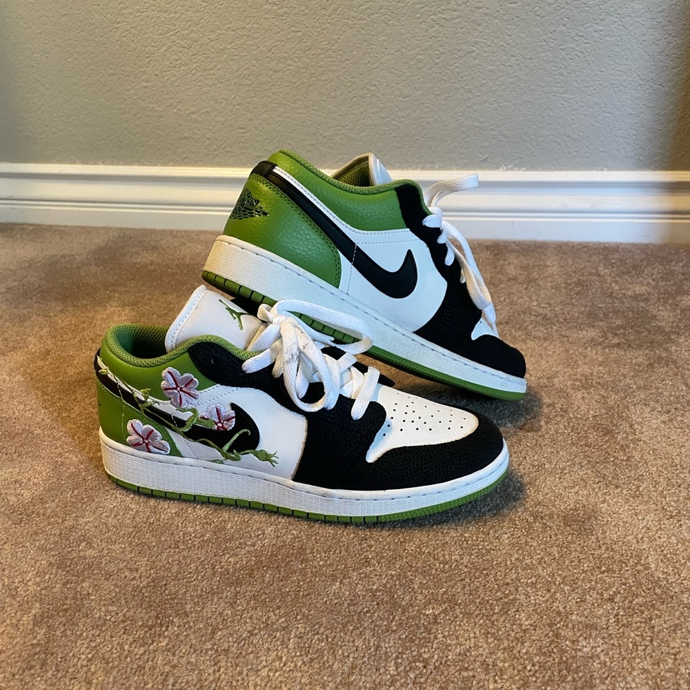 Air Jordan 1 Low GS Floral Vines